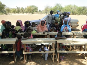 Les femmes du village de Kalagué  l'inauguration de la nouvelle classe