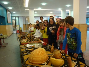 La classe de Corinne (cycle 3) vient visiter l'exposition